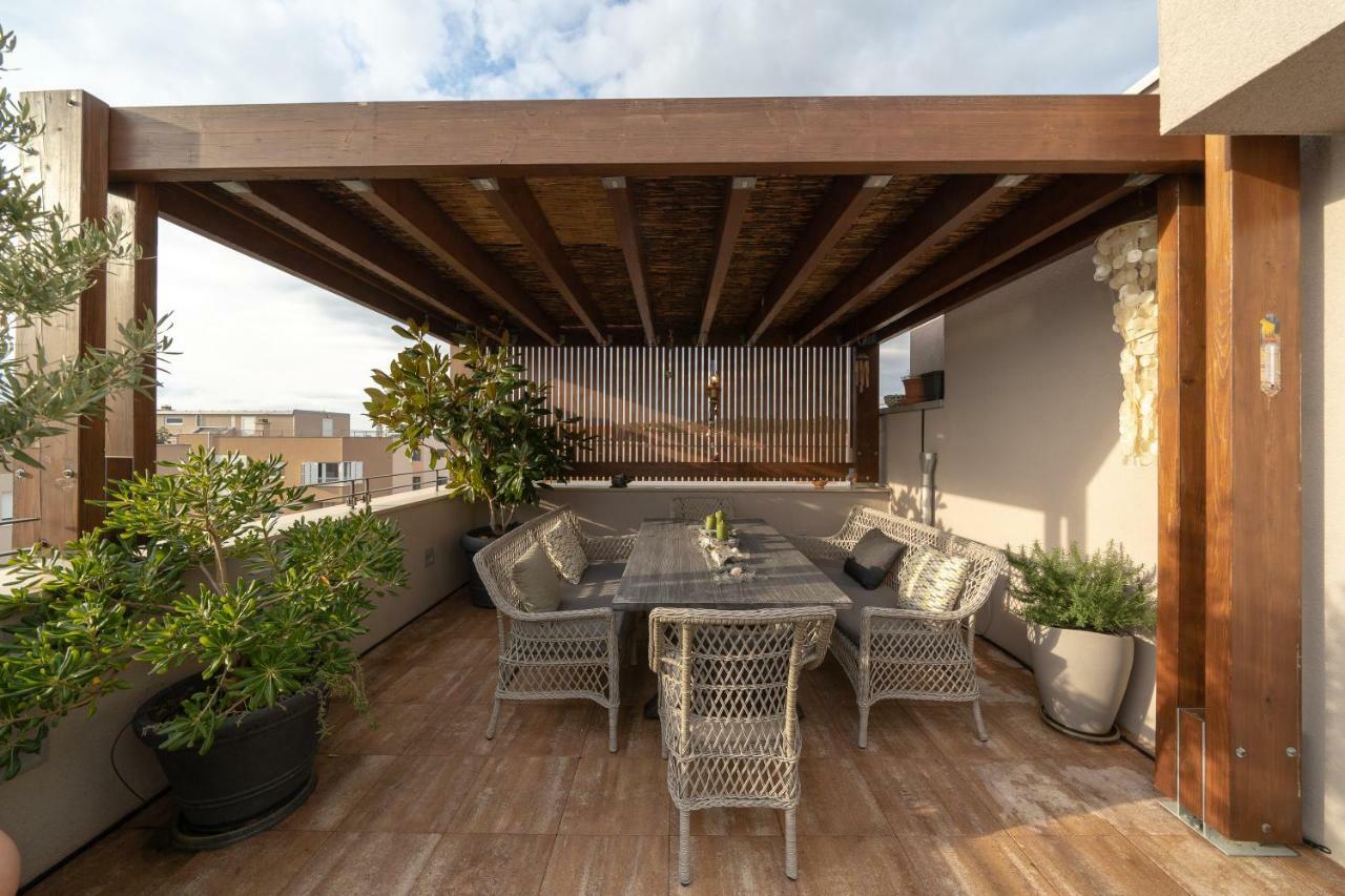 Apartment Garden Terrace